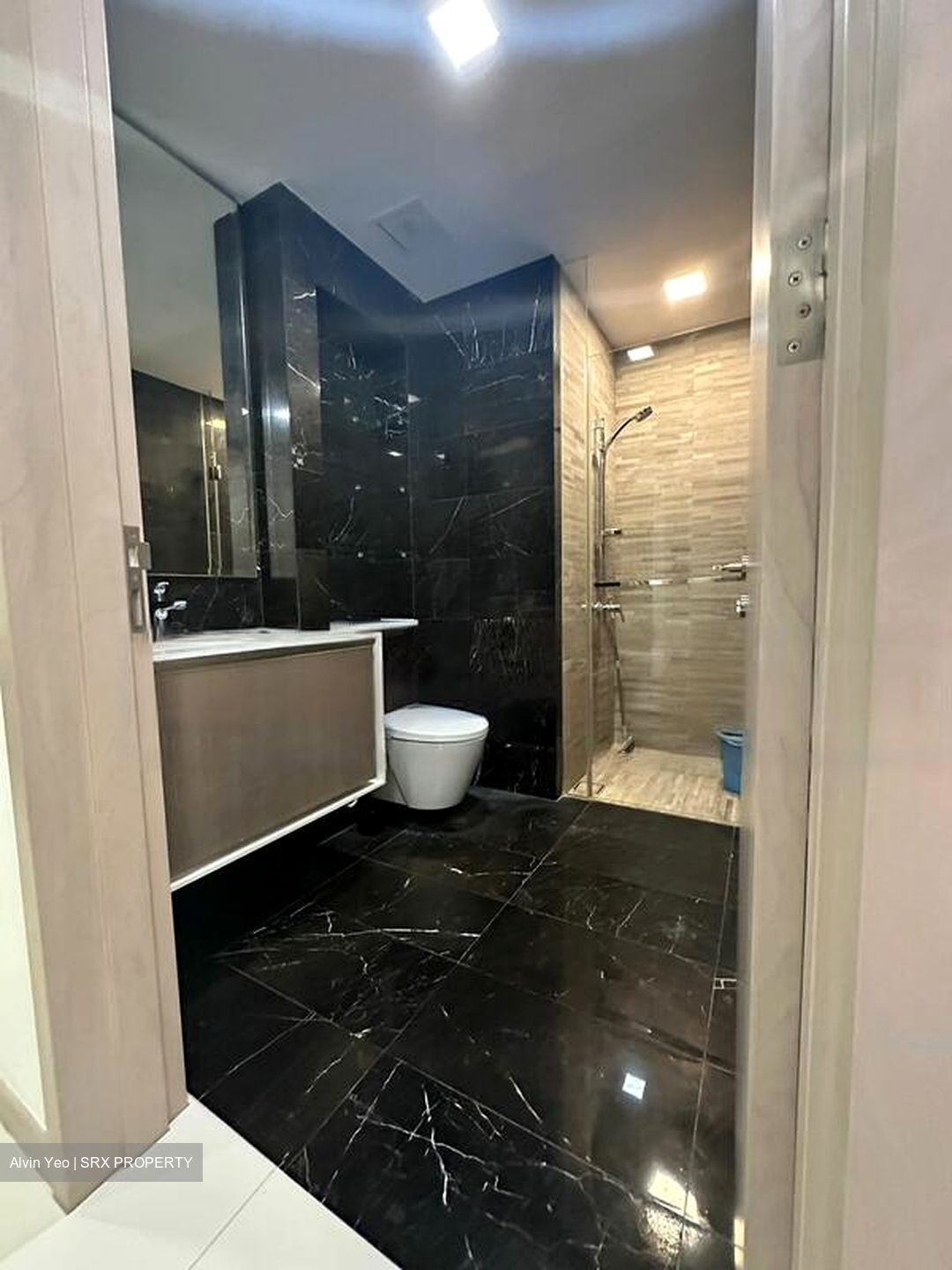 J Gateway (D22), Condominium #572232121